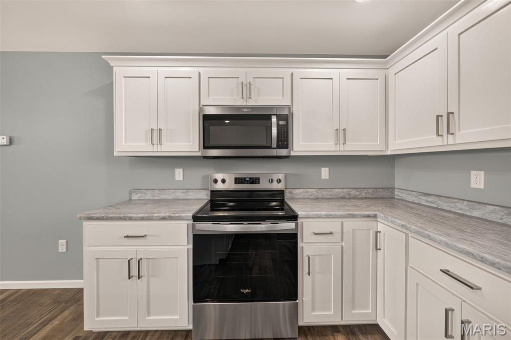 140 Highway V Property Photo 23
