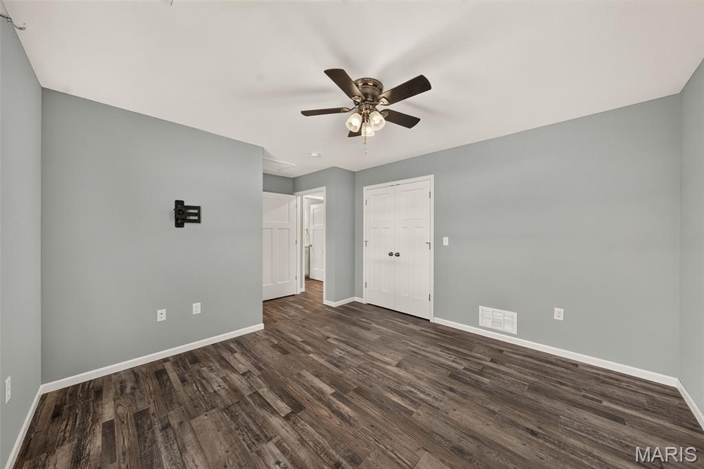 140 Highway V Property Photo 37