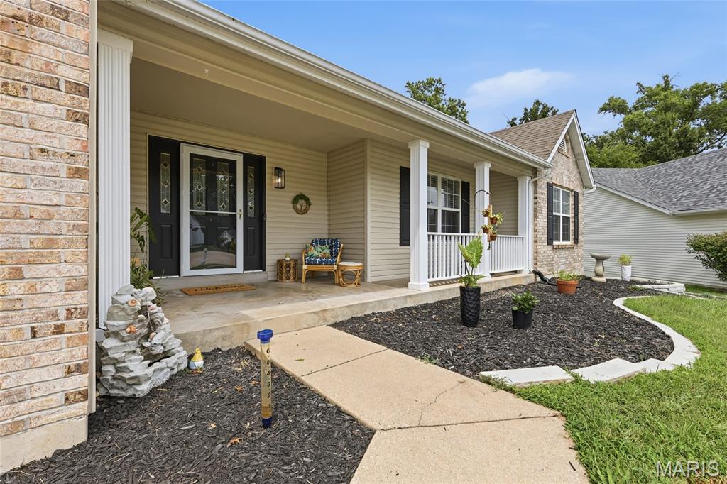 1094 Treeshade Drive Property Photo 3