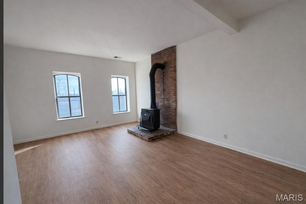 1911 11th St D Property Photo 5