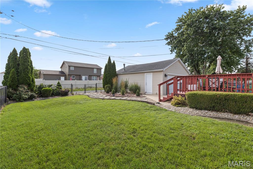 209 Lee Street Property Photo 22