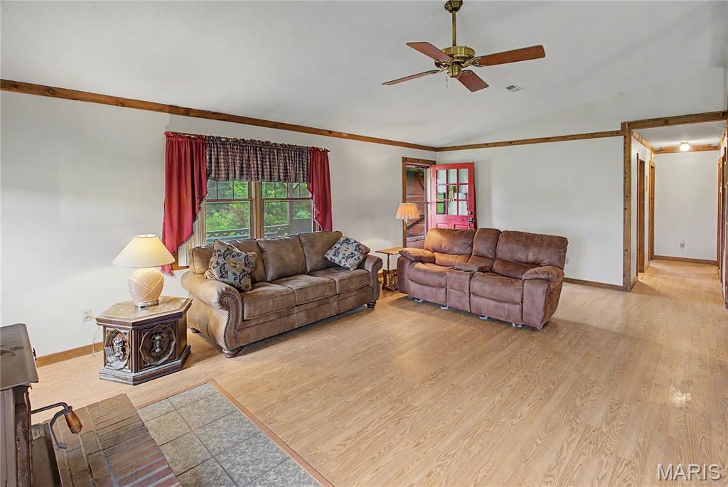 25740 Indianapolis Drive Property Photo 7