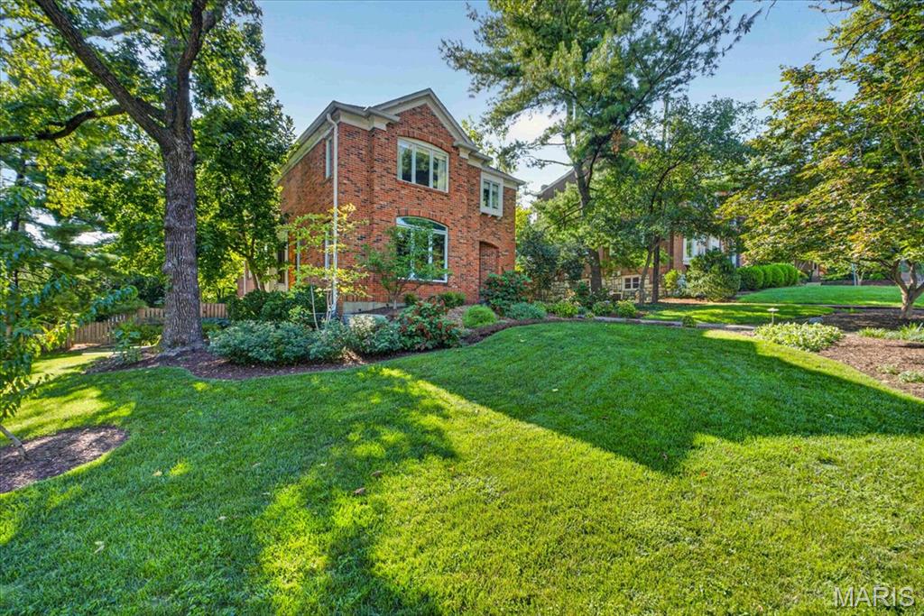 366 W Point Court
