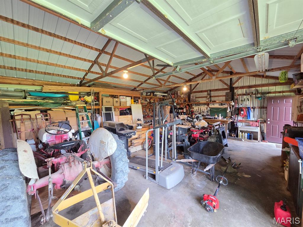 21553 State Highway B Property Photo 53