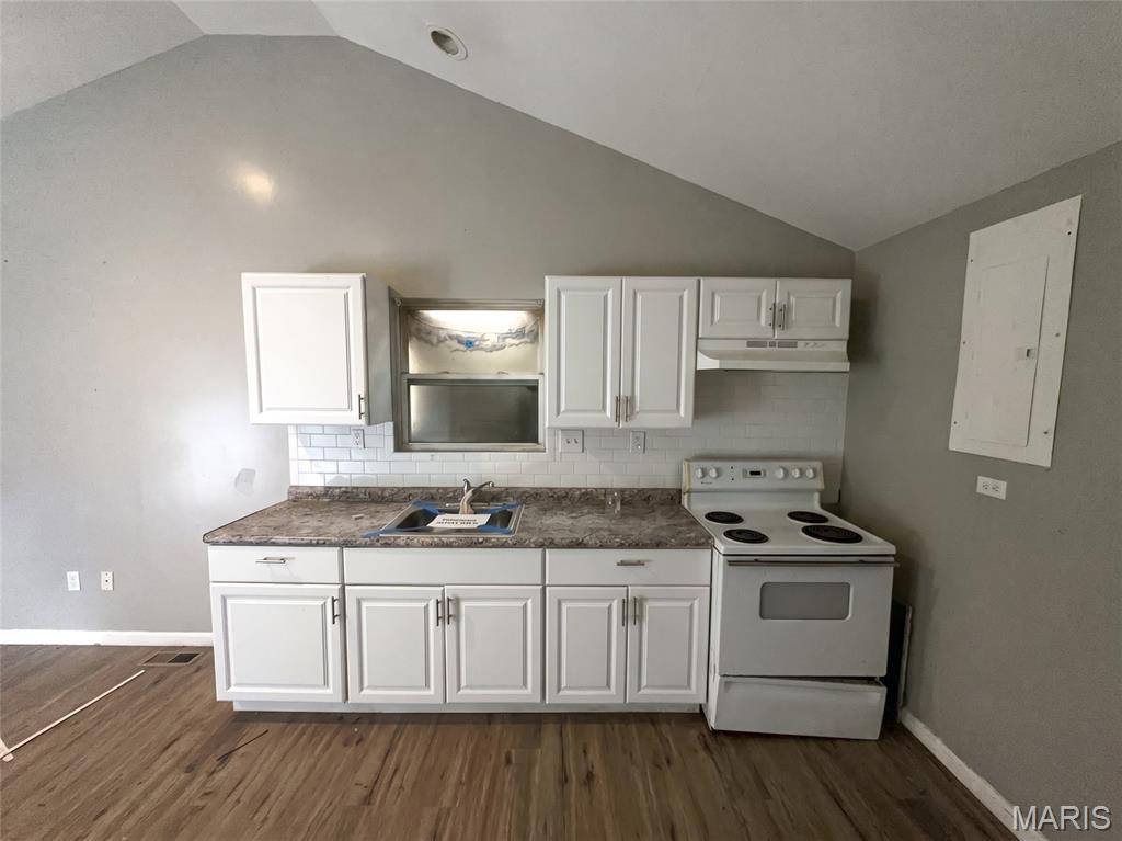 3974 Lada Avenue Property Photo 7