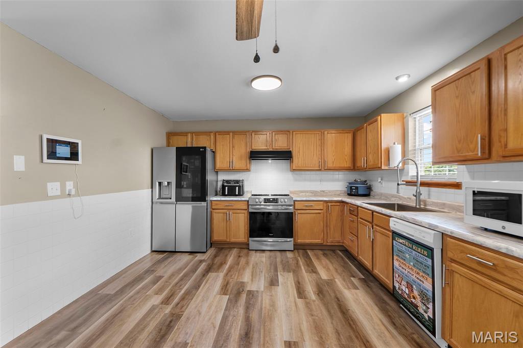 100 Harris Drive Property Photo 4