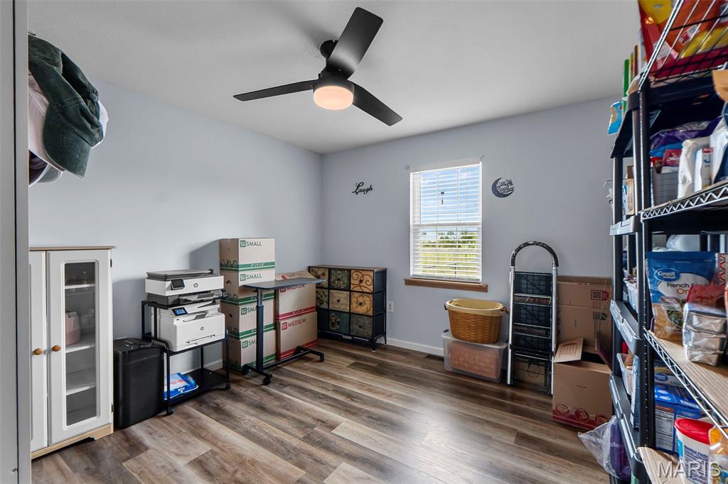 100 Harris Drive Property Photo 11