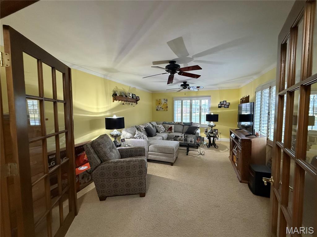2304 Fontaine Drive Property Photo 7