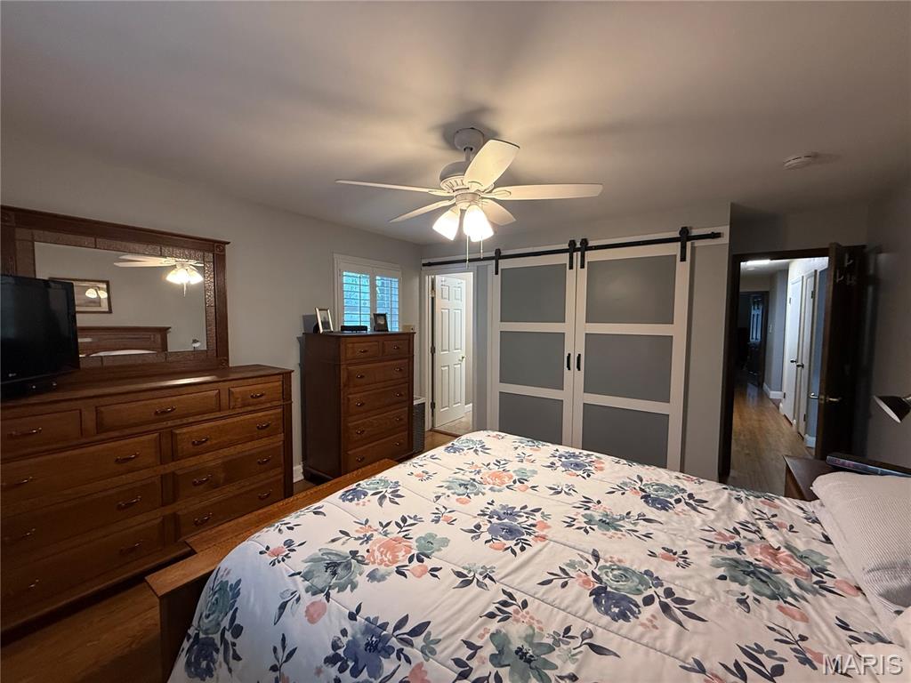 2304 Fontaine Drive Property Photo 10