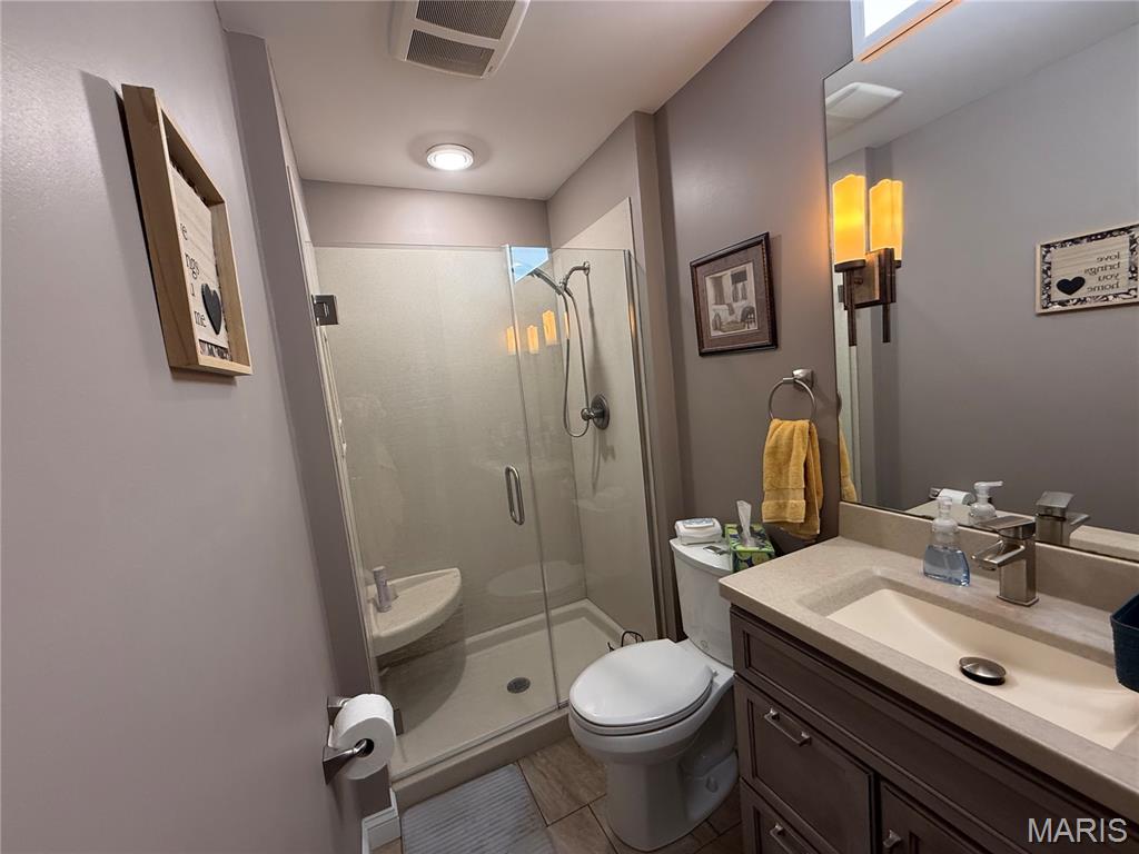 2304 Fontaine Drive Property Photo 11