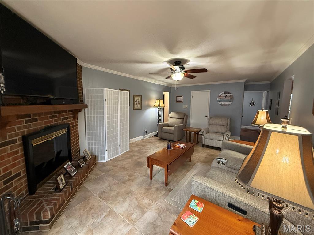 2304 Fontaine Drive Property Photo 18