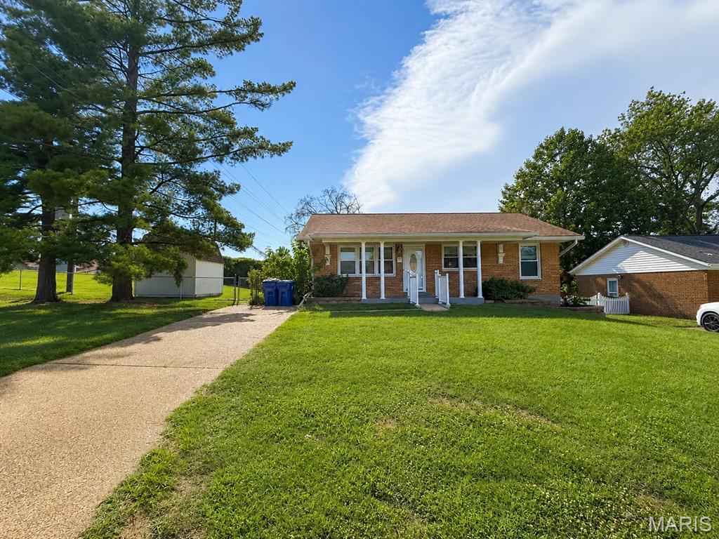 9775 Radio Drive Property Photo 1