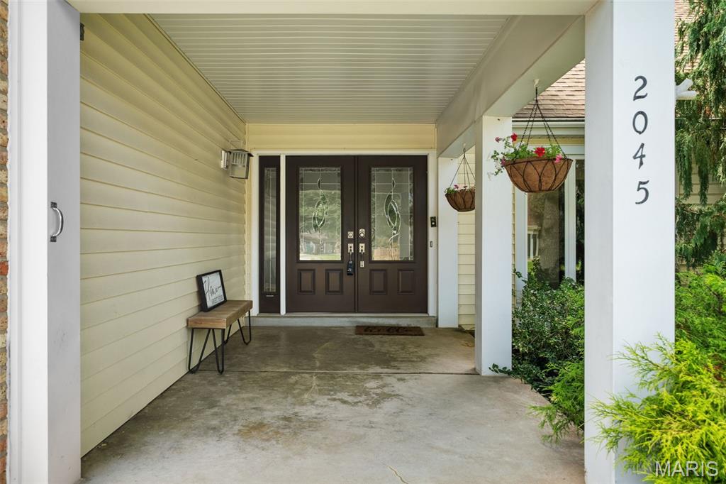 2045 Country Field Drive Property Photo 3