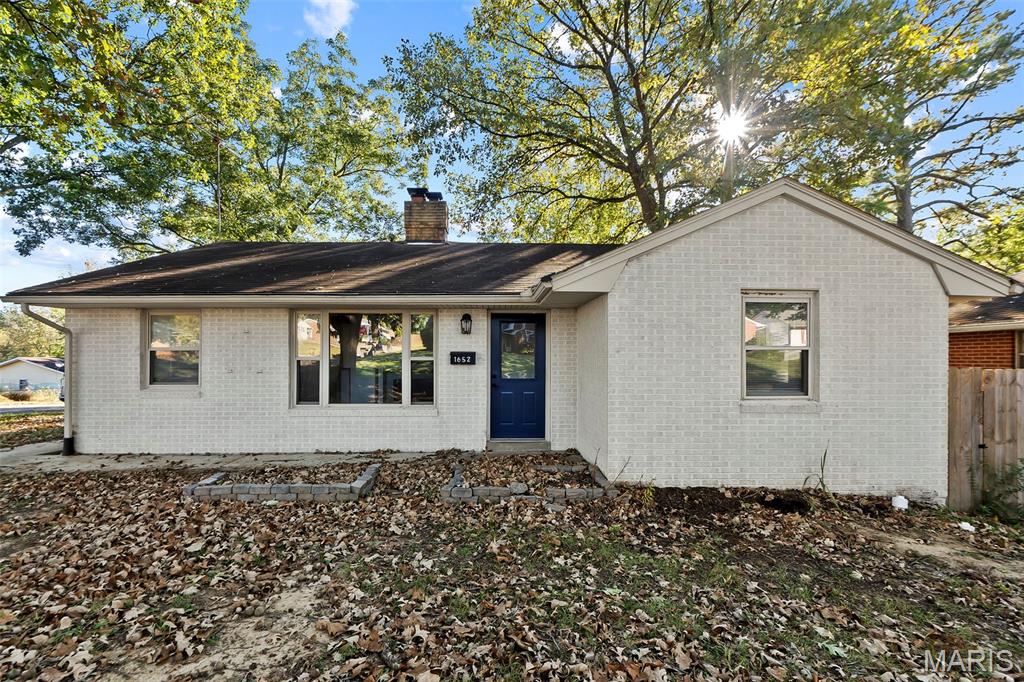 1652 N Main Street Property Photo 1