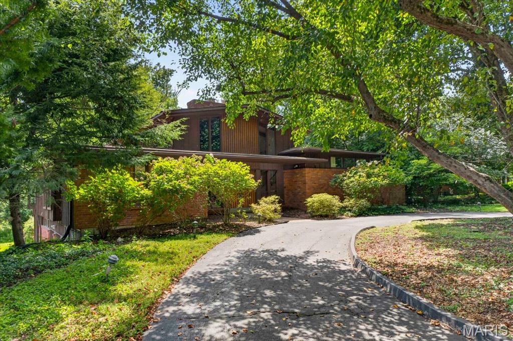 2 Villa Coublay Property Photo 3