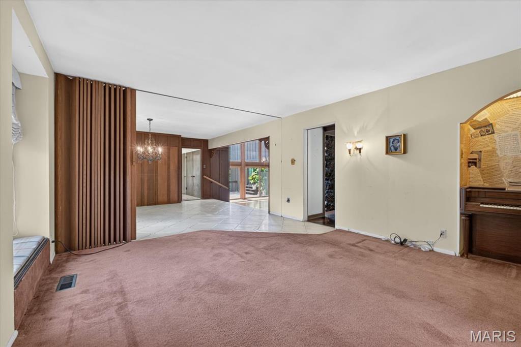 2 Villa Coublay Property Photo 18