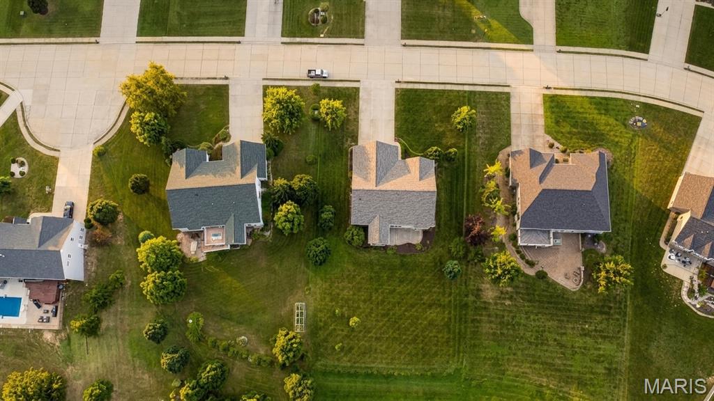 831 Autumn Rise Property Photo 3
