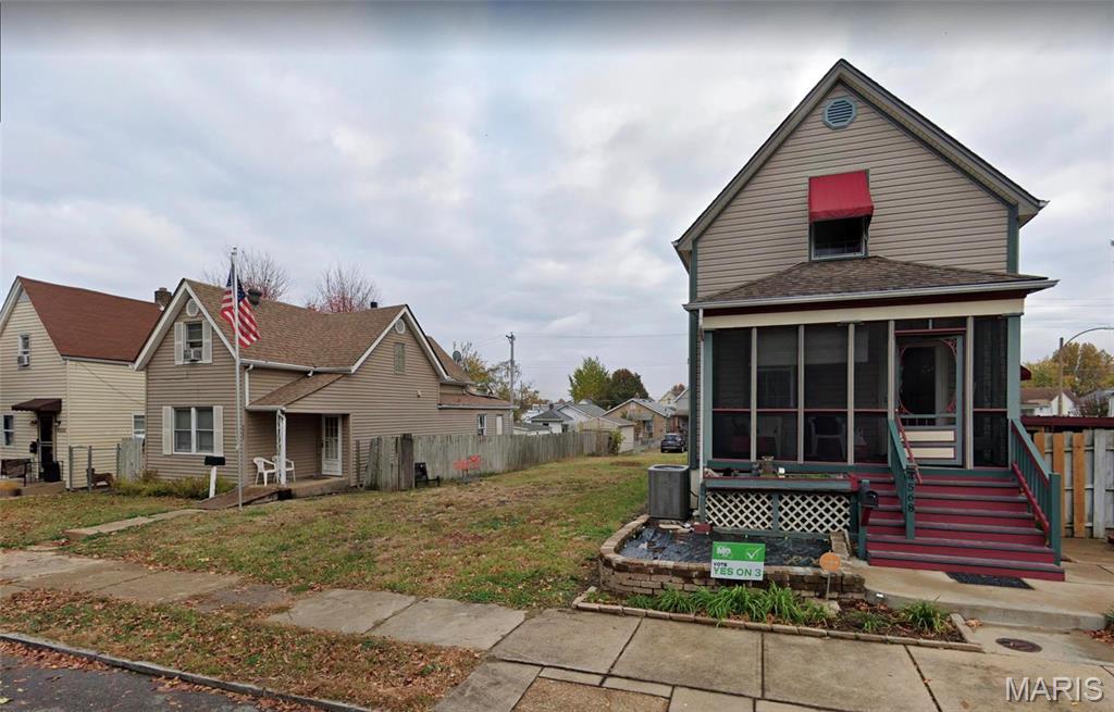 4564 Newport Avenue Property Photo 1