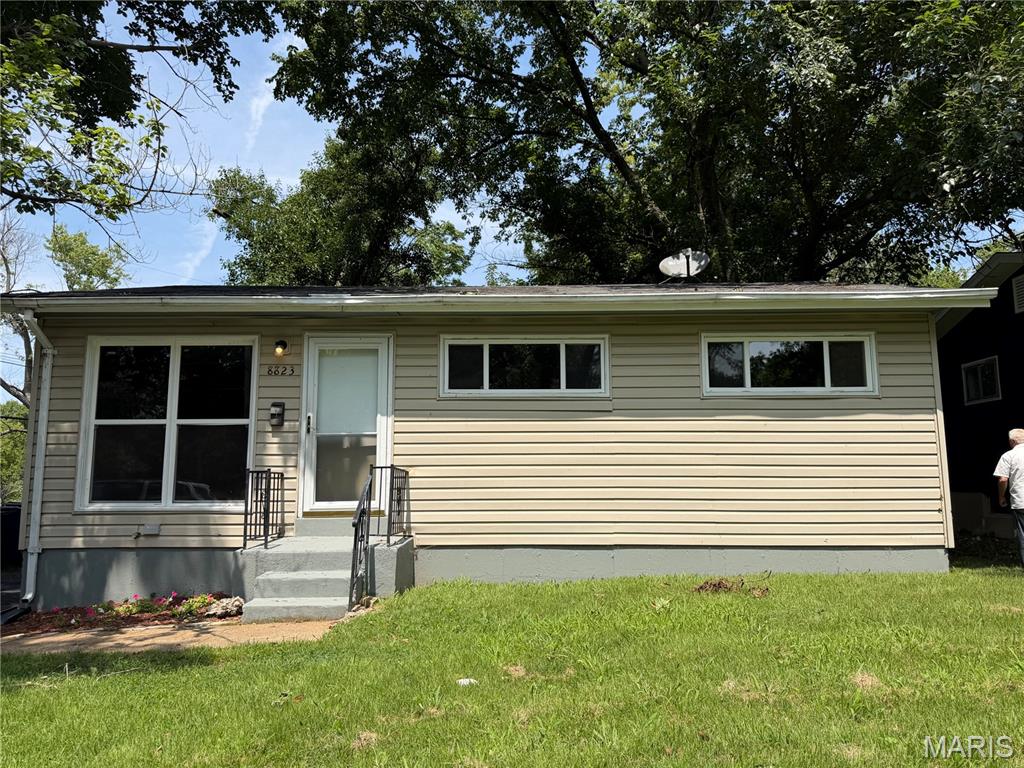 8823 Cranberry Lane Property Photo 1