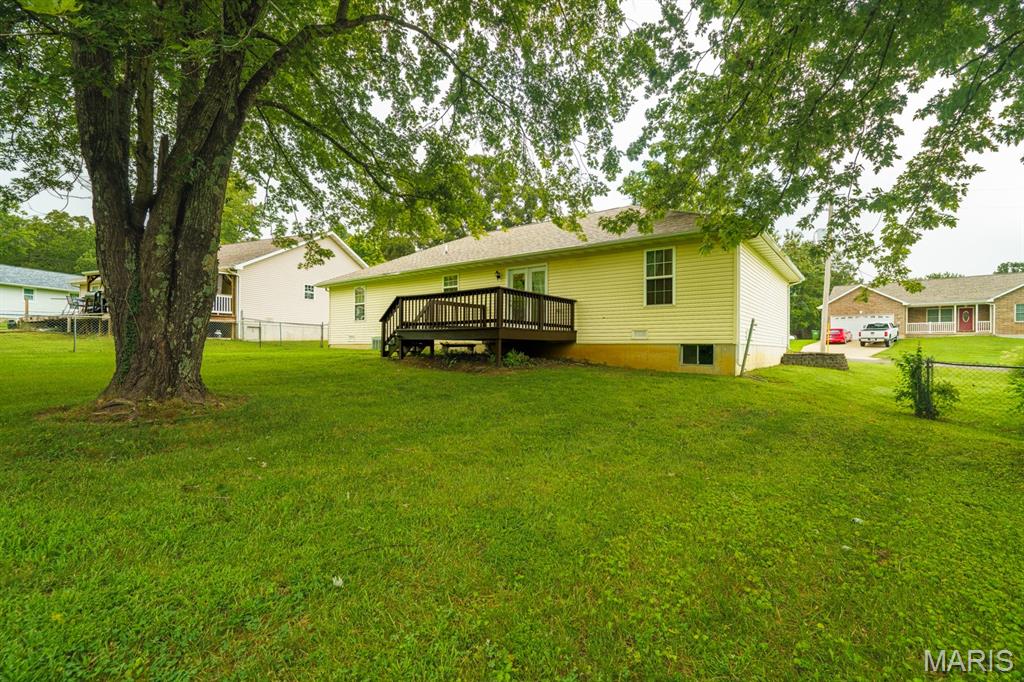 573 Maplewood Drive Property Photo 26
