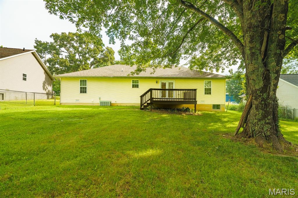 573 Maplewood Drive Property Photo 27