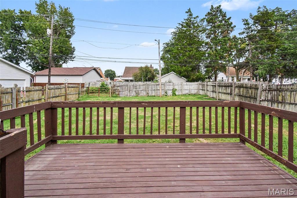 412 State Street Property Photo 15