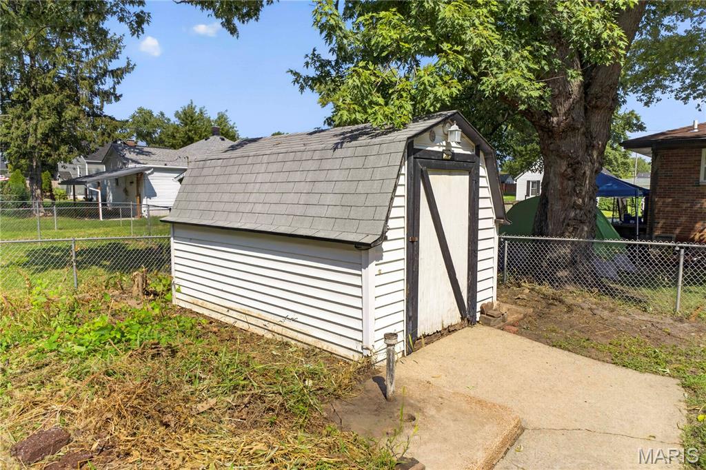413 N Vine Street Property Photo 33