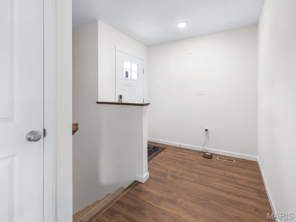 1065 Vardon Meadows Drive Property Photo 2