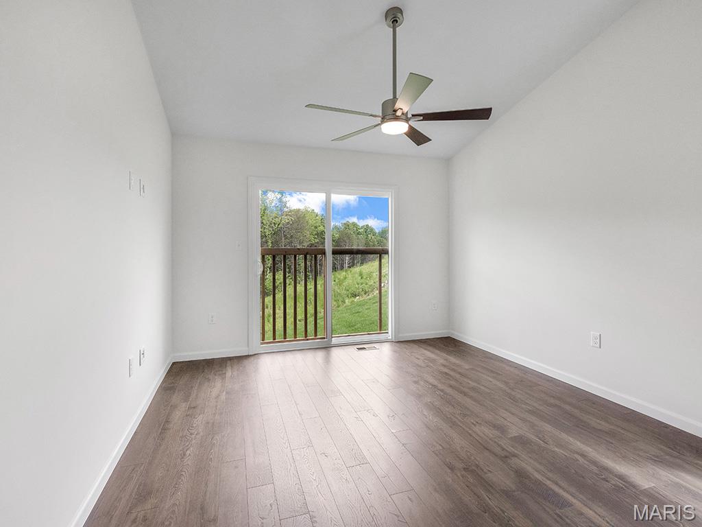 1065 Vardon Meadows Drive Property Photo 8