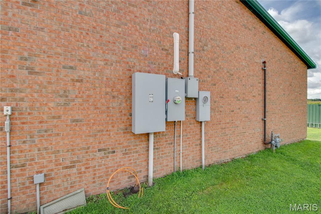 908 N Main Street Property Photo 44