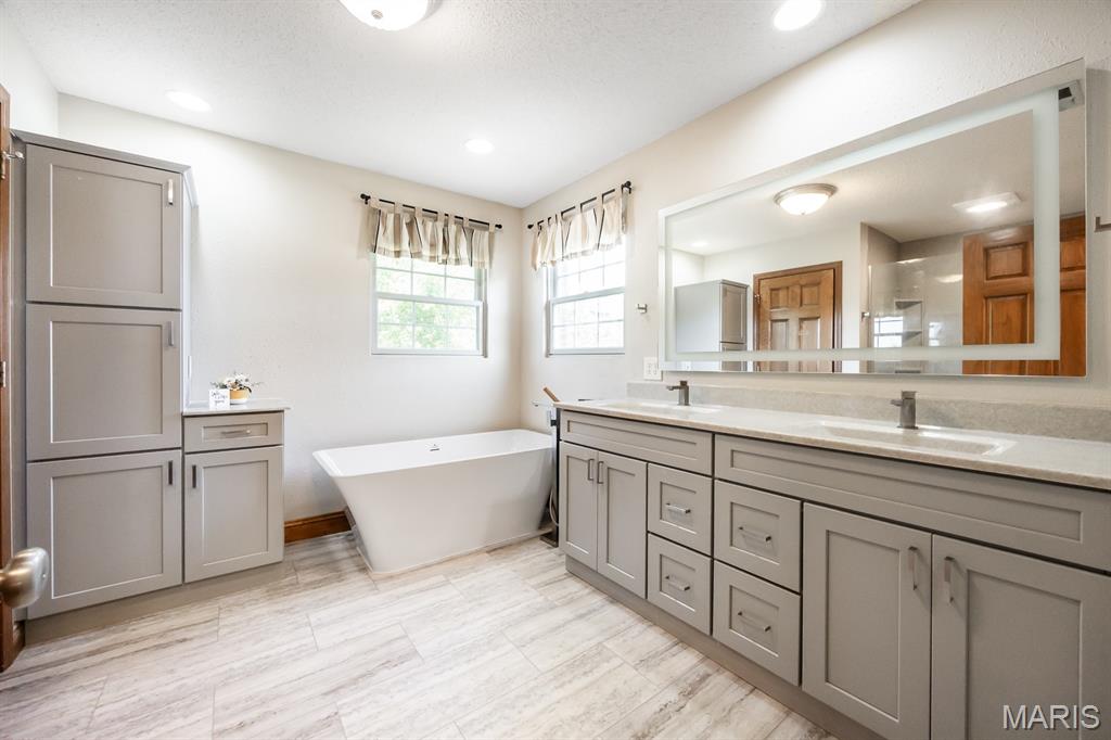 132 Callaway Court Property Photo 22