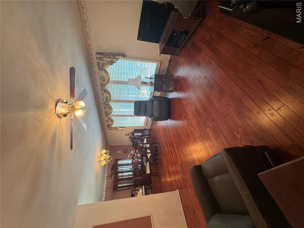 353 Bellestri Drive Property Photo 9