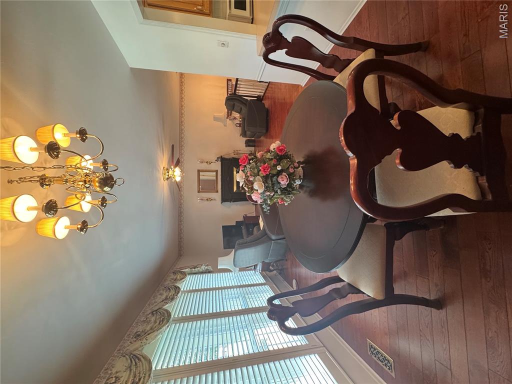353 Bellestri Drive Property Photo 12