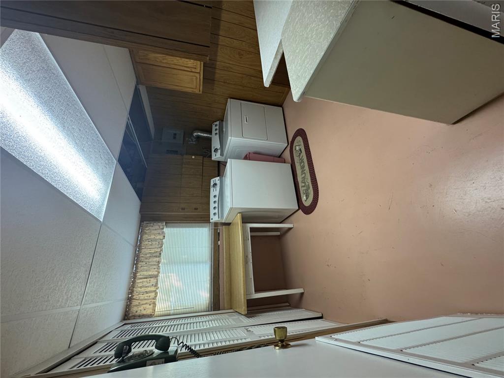 353 Bellestri Drive Property Photo 40