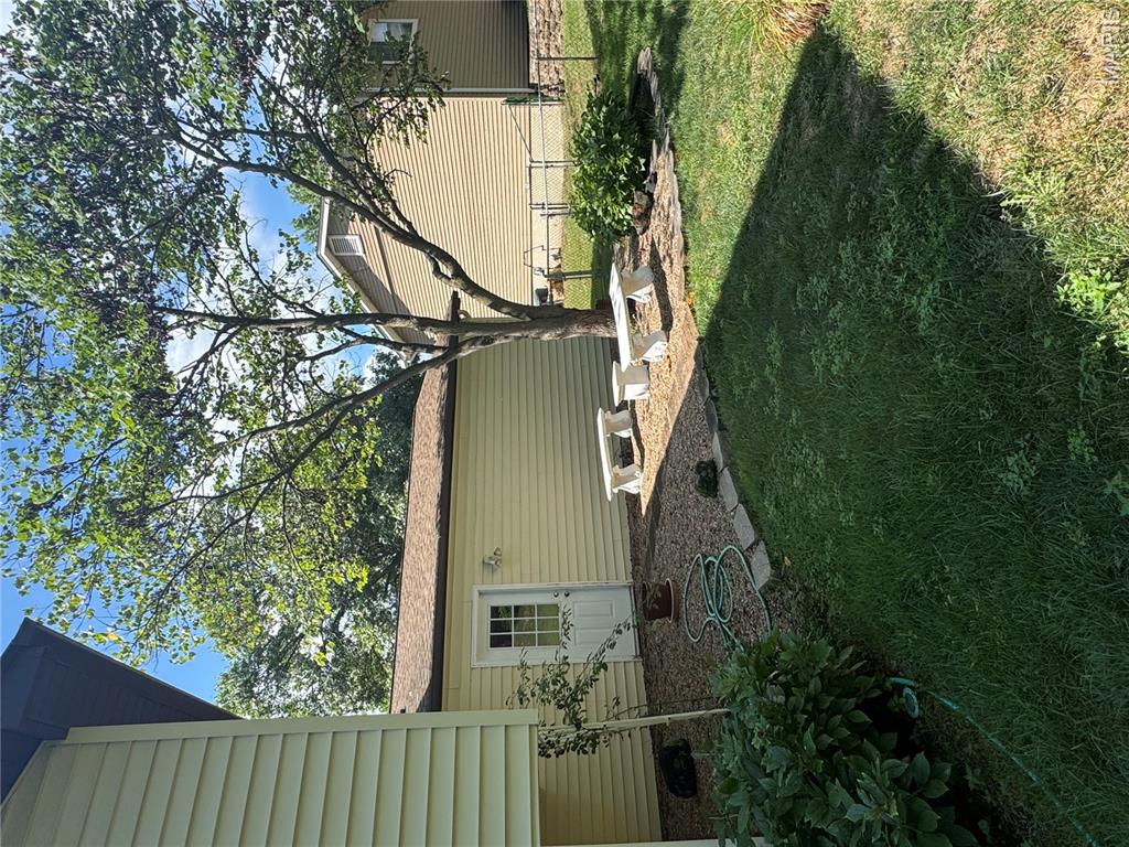 353 Bellestri Drive Property Photo 54
