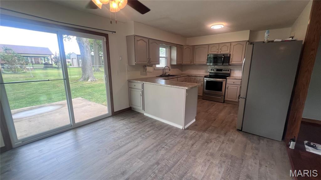 507 Smith Street Property Photo 8
