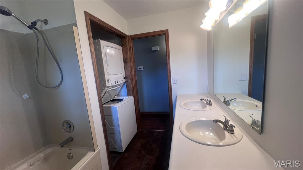 507 Smith Street Property Photo 10