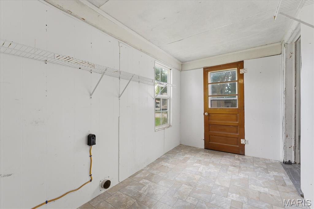 409 S Washington Street Property Photo 3