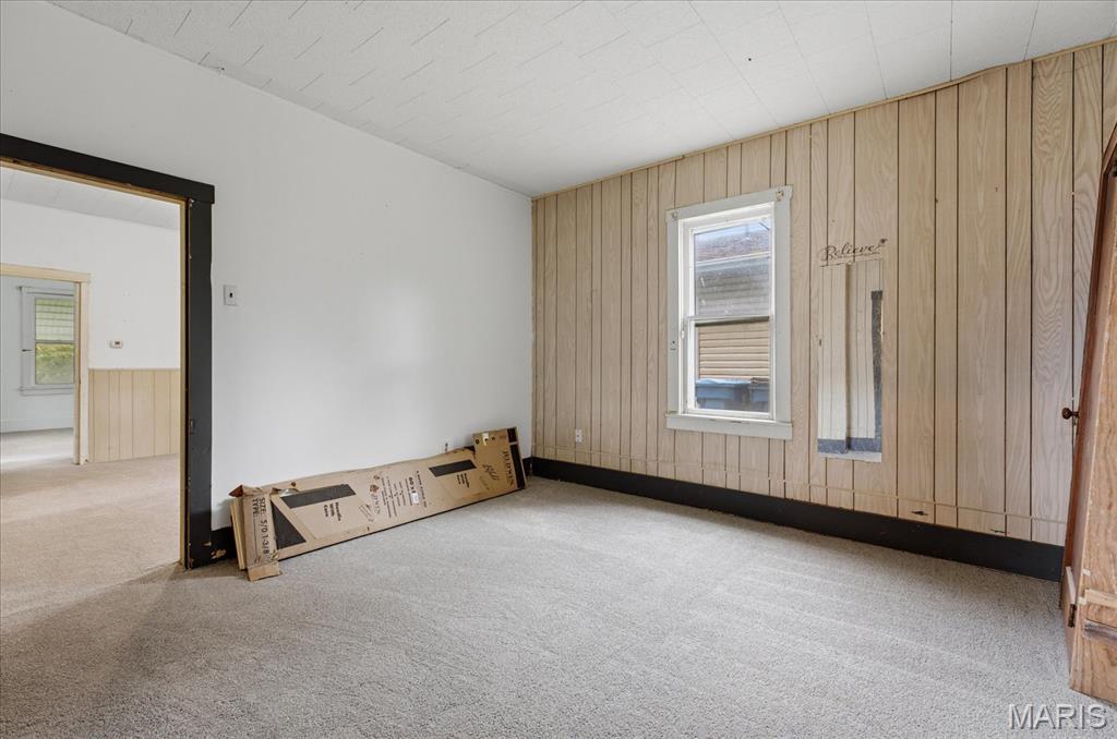 409 S Washington Street Property Photo 14