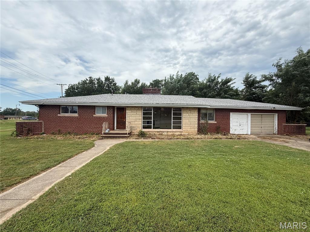 168 Crescent Drive Property Photo 1