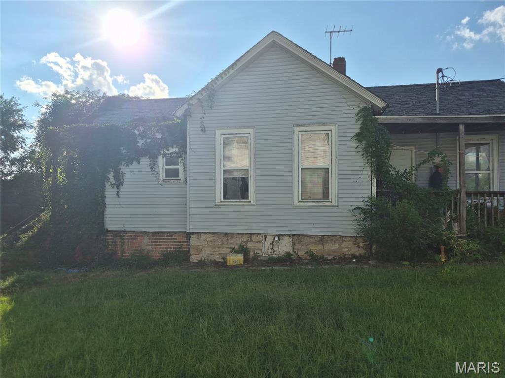 811 Paris Avenue