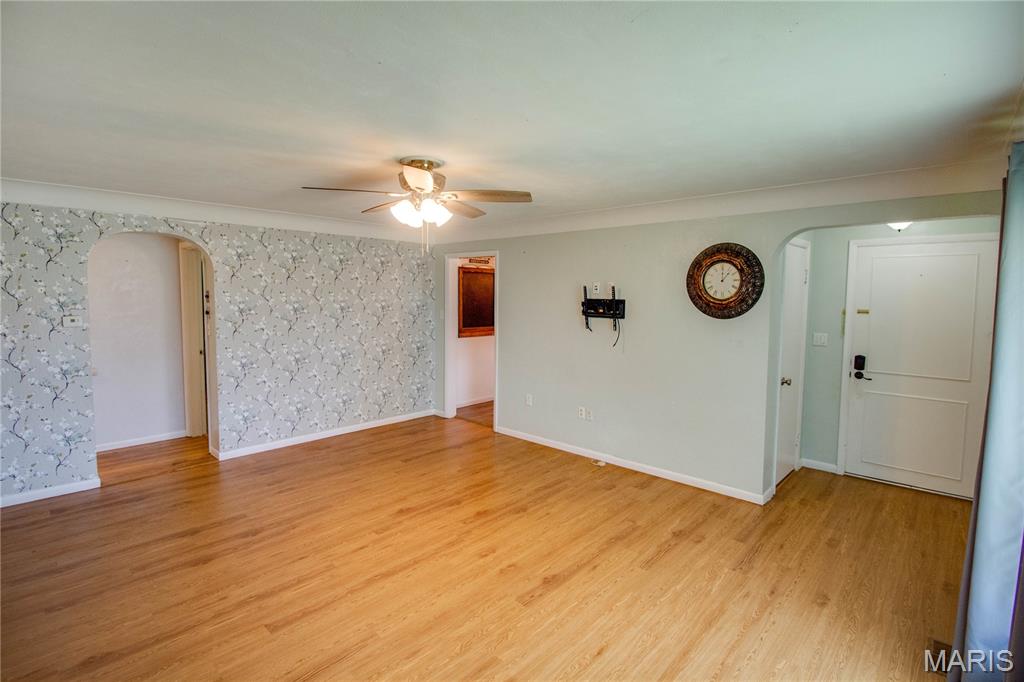 104 N Franklin Street Property Photo 6