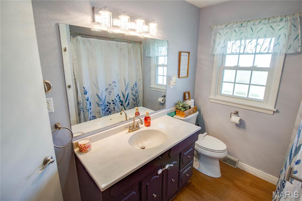 104 N Franklin Street Property Photo 17