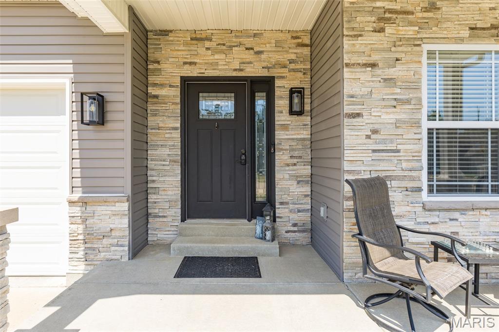 1946 Masters Drive Property Photo 4