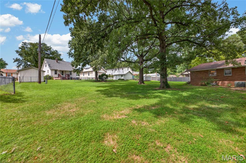 610 Laurel Dr Property Photo 11