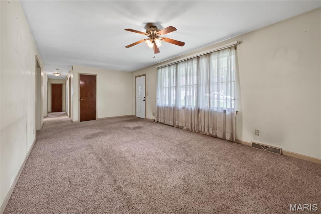 610 Laurel Dr Property Photo 17