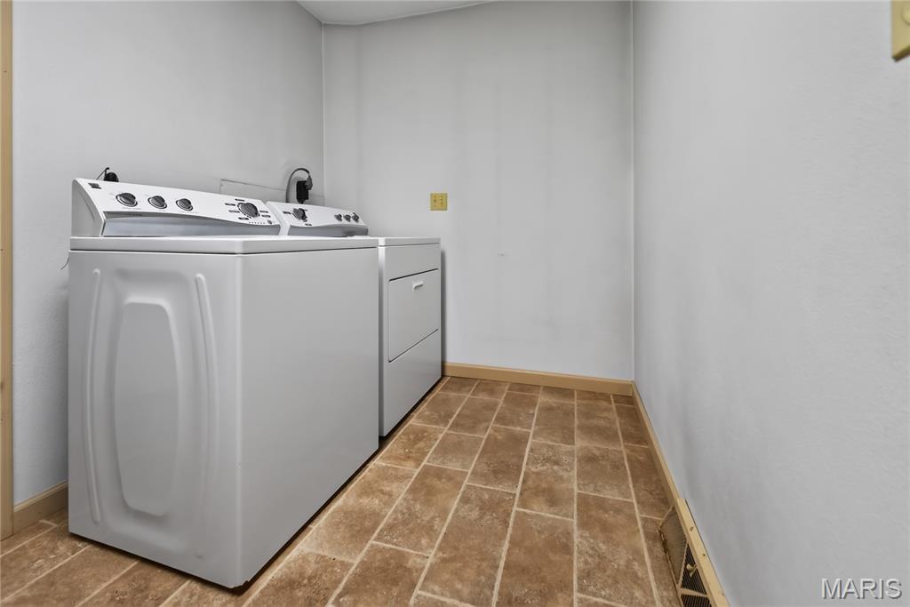 610 Laurel Dr Property Photo 24
