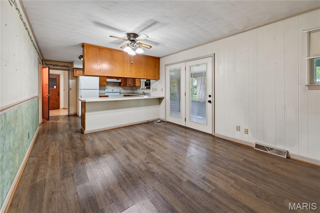 610 Laurel Dr Property Photo 25