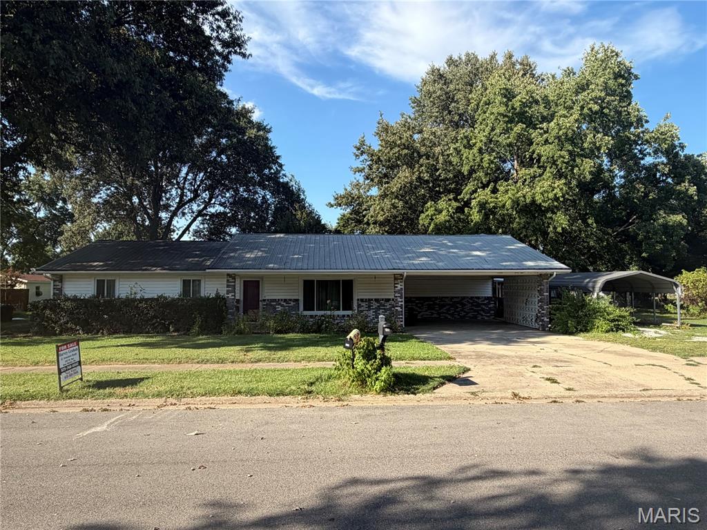 545 Saint Paul Drive
