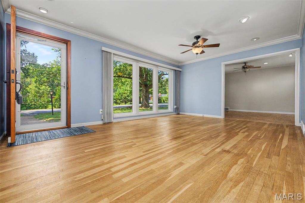 200 Tanglewood Drive Property Photo 4